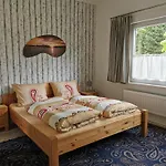 1 Nordsee Gulfhof Dornum - Mit Grossem Garten Апартаменты *