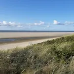 1 Nordsee Gulfhof Dornum - Mit Grossem Garten Lejlighed *