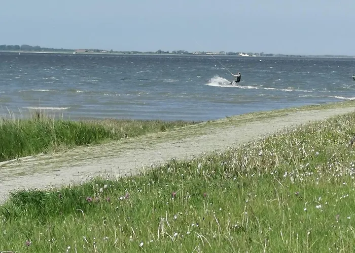 Nordsee Gulfhof Dornum - Mit Großem Garten